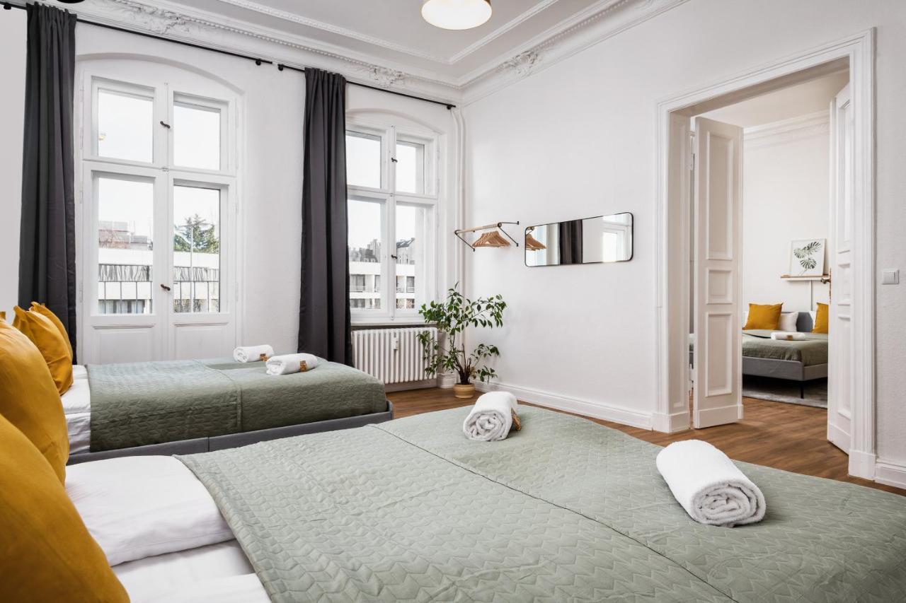 ברלין Riesiges Apartment Nahe Kudamm Sehr Schoner Altbau 123M2 Gross 12 Gaste מראה חיצוני תמונה