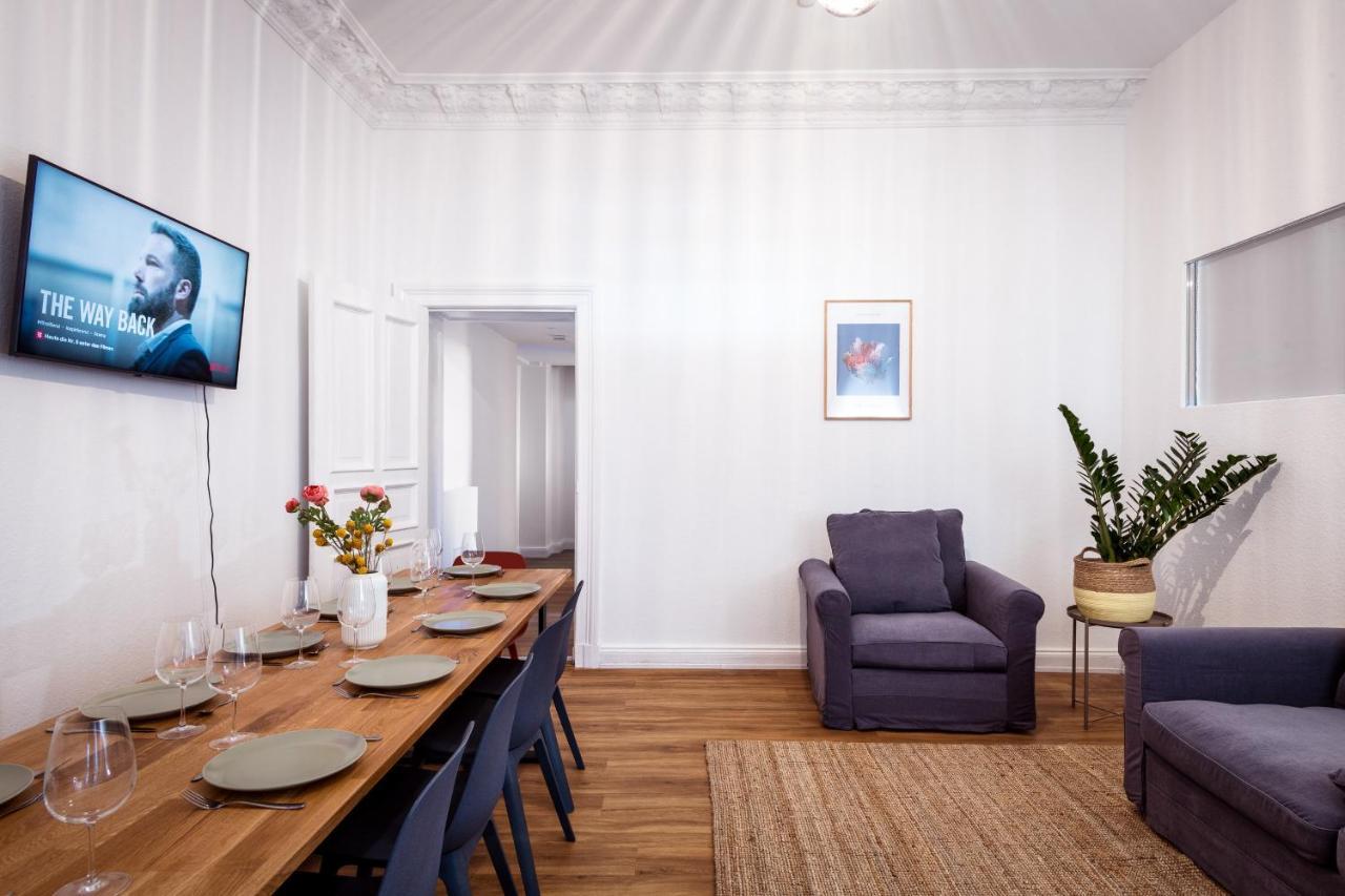 ברלין Riesiges Apartment Nahe Kudamm Sehr Schoner Altbau 123M2 Gross 12 Gaste מראה חיצוני תמונה